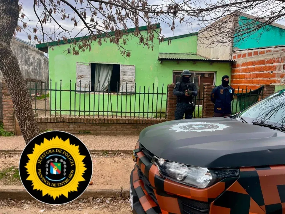 Allanamiento por narcomenudeo en Federación: secuestran cocaína, marihuana y detienen a dos personas